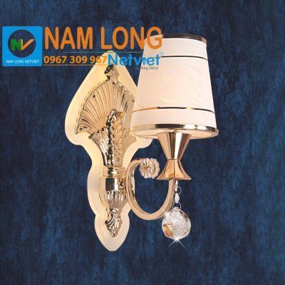 Đèn vách tường NV8345/1 tân cổ điển chao thủy tinh thân vàng