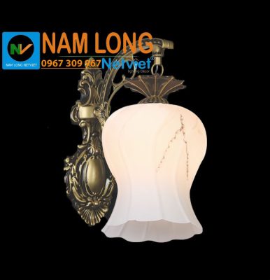 Đèn vách tường cổ điển NV8068/1 chụp thủy tinh