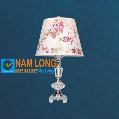 đèn ngủ để bàn NG2990 chụp vải hoa