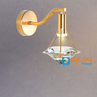 Đèn vách tường hiện đại NV1006 LED 3W ánh sáng vàng, tay đèn cong màu vàng kim, chao trang trí dạng kim cương NamLong NetViet