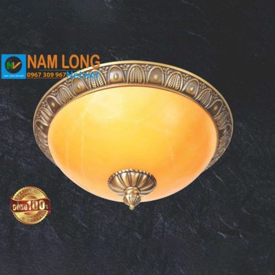 Đèn ốp trần đồng NM782A-B chao đá vàng hình bán cầu, thân đồng chạm hoa văn cổ điển, 2 bóng E27, kích thước Ø300xH160mm NamLong NetViet